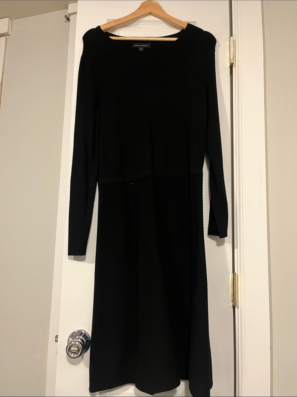Banana Republic Black Long-Sleeve Knit Midi Dress